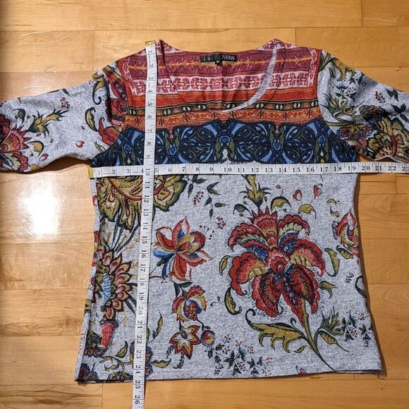 Ness multicolored boho floral Gypsy core jersey shirt Medium @U - Picture 6 of 9